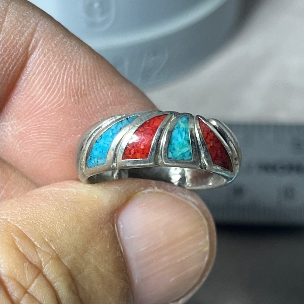 Vibrant Silver Ring Coral Turquoise Inlay Accents band ring 6